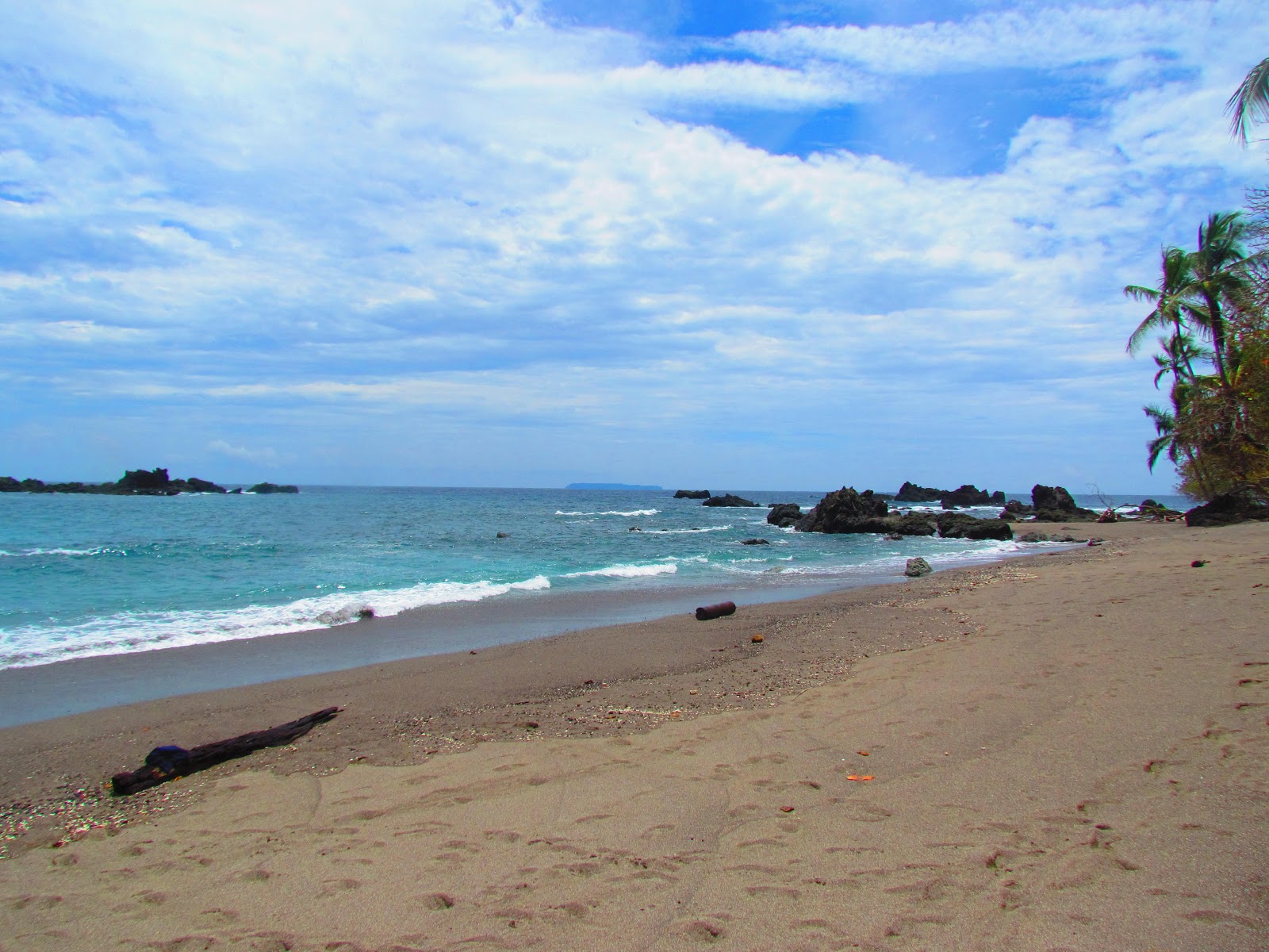 Photo of San Josecito Rincon Beach with partly clean level of cleanliness