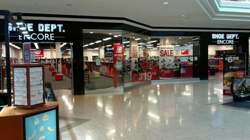 Shoe Dept. Encore, 5043 Tuttle Crossing Blvd #196b, Dublin, OH 43016, USA, 