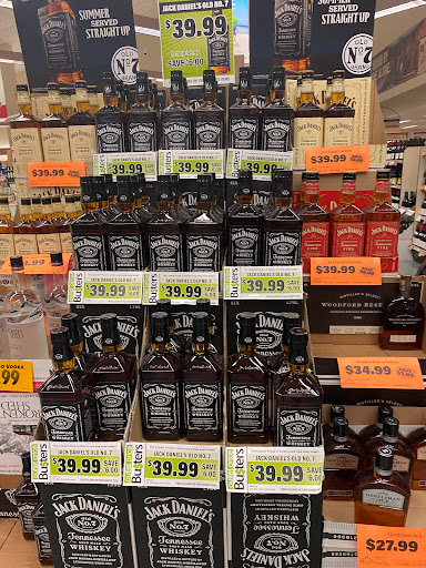 State Liquor Store «NH Liquor & Wine Outlet», reviews and photos, I-95, Hampton, NH 03843, USA