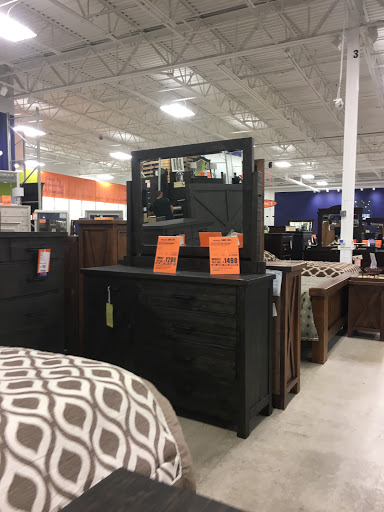 Furniture Store «Weekends Only Furniture & Mattress», reviews and photos, 8315 Center Run Dr, Indianapolis, IN 46250, USA