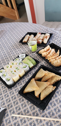 Plats et boissons du Restaurant japonais Sushi Rolls Darnétal à Darnétal - n°7