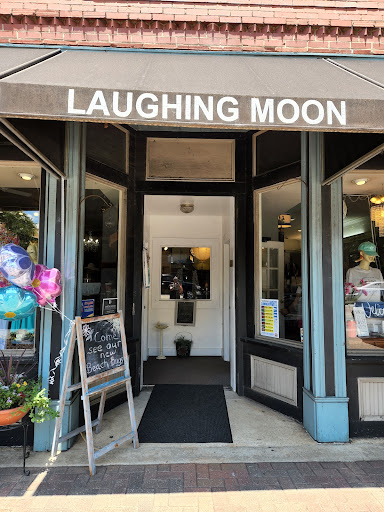 Laughing Moon, 183 S Main St, Madison, GA 30650, USA, 