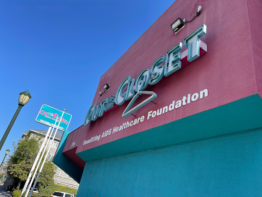 Thrift Store «Out of the Closet Oakland», reviews and photos, 238 E 18th St, Oakland, CA 94606, USA