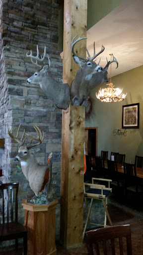 Twin Hollows Outfitters in Mt Sterling, Illinois