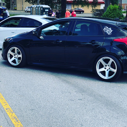 Auto Repair Shop «JR Auto Repair», reviews and photos, 710 Rigsbee Ave, Durham, NC 27707, USA