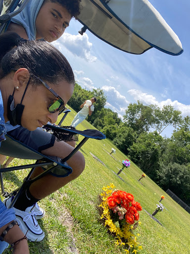 Cemetery «Jacksonville Memory Gardens Cemetery and Funeral Home», reviews and photos, 111 Blanding Blvd, Orange Park, FL 32073, USA