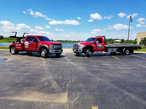 Towing Service «Lake County Roadside Towing & Recovery», reviews and photos, 740 Sunset Dr, Round Lake, IL 60073, USA
