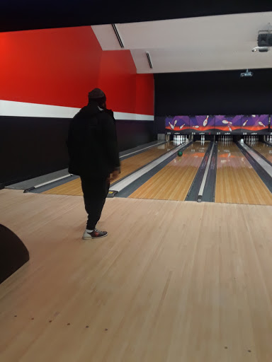 Bowling Alley «AMF Woodlawn Lanes», reviews and photos, 6410 Security Blvd, Baltimore, MD 21207, USA