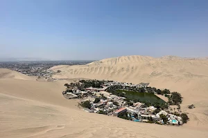 Mirador de Huacachina image
