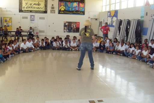 Reptile Store «Paramount Pet Entertainment - Reptile Parties & more!», reviews and photos, 8055 Rosecrans Ave #107, Paramount, CA 90723, USA