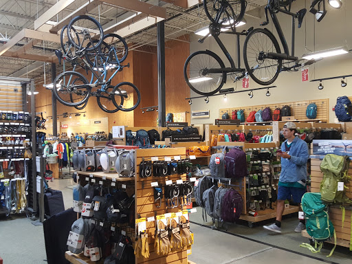 Camping Store «REI», reviews and photos, 11581 Fountains Dr, Maple Grove, MN 55369, USA