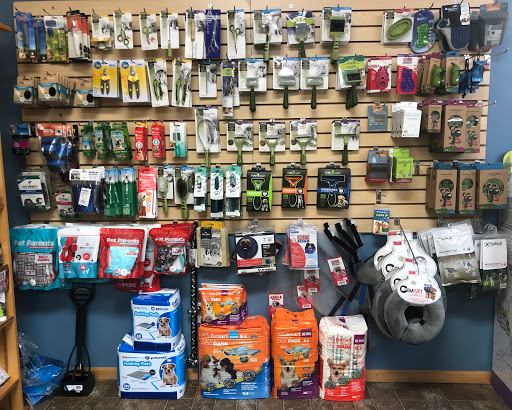 Pet Supply Store «Leash On Life», reviews and photos, 432 IA-1, Iowa City, IA 52246, USA