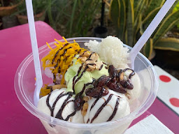 ไอติมกะทิสดโบราณแยกไฟแดงทัพยายท้าว