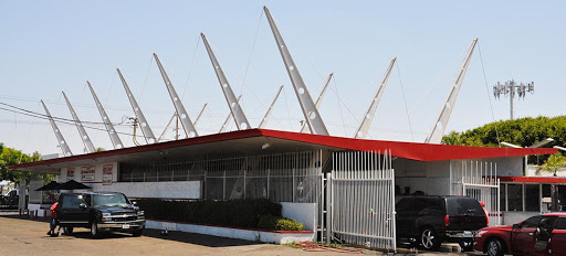 Car Wash «Beach-Lin Hand Car Wash», reviews and photos, 126 S Beach Blvd, Anaheim, CA 92804, USA