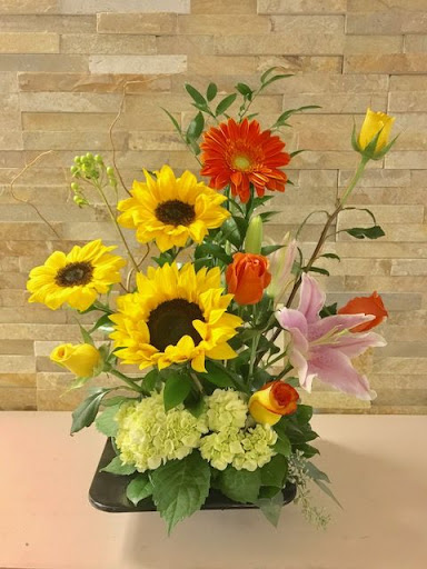 Florist «Flower Hut», reviews and photos, 6300 E Independence Blvd, Charlotte, NC 28212, USA