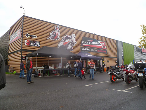 Magasin de pièces et d'accessoires pour motos Dafy Moto Saint-Quentin