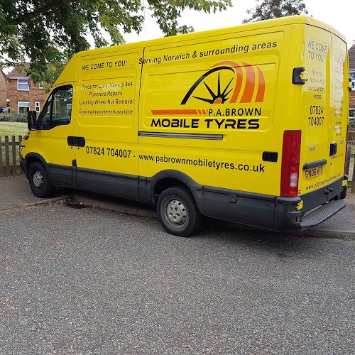 Comments and reviews of P A Brown Mobile Tyre & Battery (Norwich)