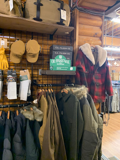 Sporting Goods Store «Backpackers Shop Of Ohio Canoe Adventures», reviews and photos, 5128 Colorado Ave, Village of Sheffield, OH 44054, USA