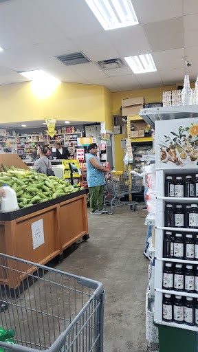 Mexican Goods Store «La Placita Mexico», reviews and photos, 201 N 10th St, Haines City, FL 33844, USA