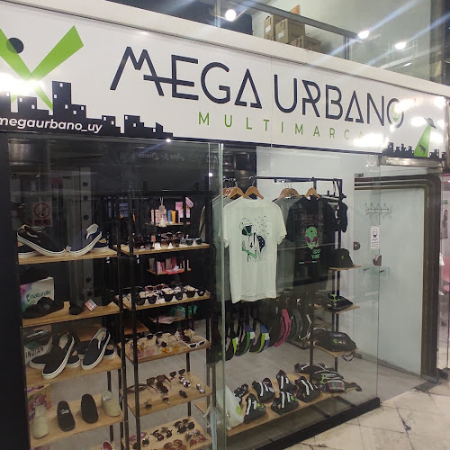 Opiniones de Mega Urbano UY en Montevideo - Tienda de ropa