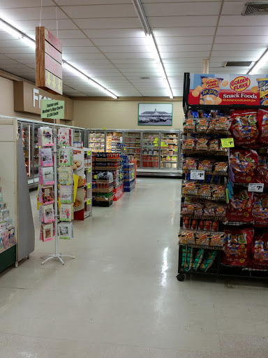 Grocery Store «Hometown Market», reviews and photos, 723 2nd Ave E, Oneonta, AL 35121, USA