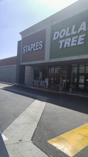 Office Supply Store «Staples», reviews and photos, 6104 Sepulveda Blvd, Van Nuys, CA 91411, USA