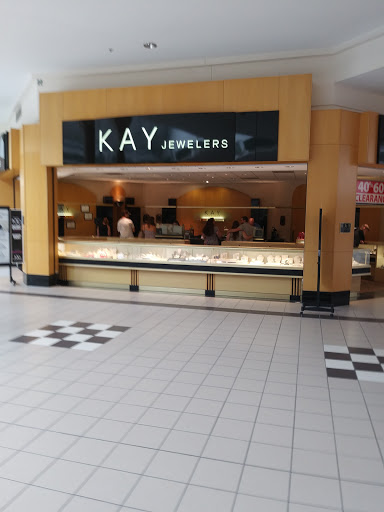 Shopping Mall «Diamond Run Mall», reviews and photos, 46 Diamond Run Pl, Rutland, VT 05701, USA