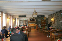 Atmosphère du Restaurant français Les Pêcheries de Guerlédan à Saint-Aignan - n°9