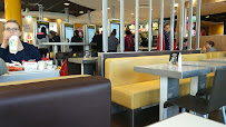 Atmosphère du Restauration rapide McDonald's à Salaise-sur-Sanne - n°17