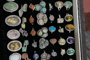 Ziyou Gems and Jewels image