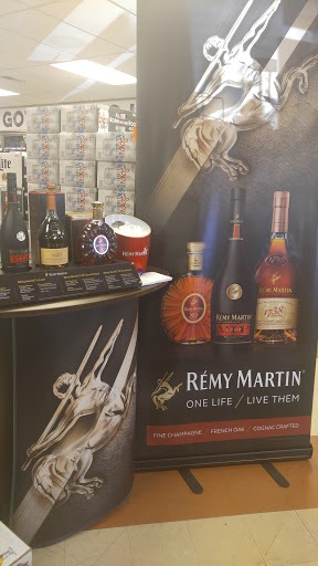 Liquor Store «Clermont Liquor Store», reviews and photos, 8804 Crawfordsville Rd, Indianapolis, IN 46234, USA