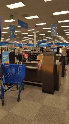 Clothing Store «Ross Dress for Less», reviews and photos, 2520 Sycamore Rd, DeKalb, IL 60115, USA