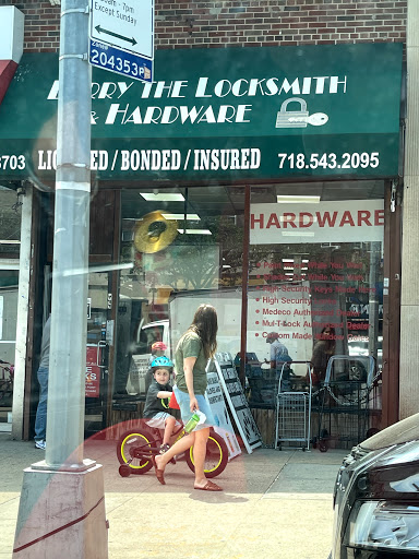 Locksmith «Larry The Locksmith Security and Hardware», reviews and photos, 3703 Riverdale Ave, Bronx, NY 10463, USA