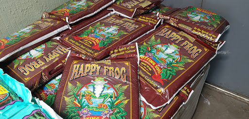 Pet Store «Tye-Dyed Iguana - Reptiles», reviews and photos, 1905 W U.S. 50, Fairview Heights, IL 62208, USA