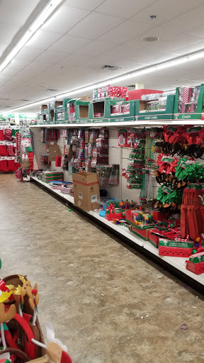 Dollar Store «Dollar Tree», reviews and photos, 13932 Manchester Rd, Ballwin, MO 63011, USA