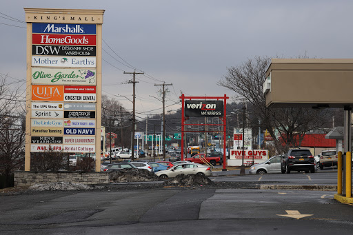 Kings Mall, 1200 Ulster Ave, Kingston, NY 12401, USA, 
