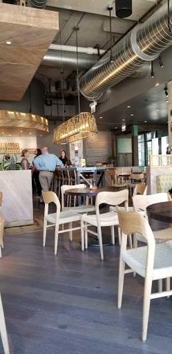 Shopping Mall «The Shops at Roosevelt Collection», reviews and photos, 150 W Roosevelt Rd, Chicago, IL 60605, USA