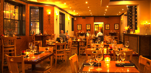 LiLLiES Restaurant & Bar