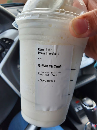 Coffee Shop «Starbucks», reviews and photos, 6768 95th St, Oak Lawn, IL 60453, USA