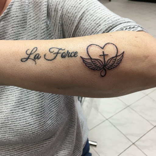 Explore cat paw tattoo ideas, creative tattoo ideas in Schaumburg, available at Atmosphere Tattoo Gallery - Schaumburg