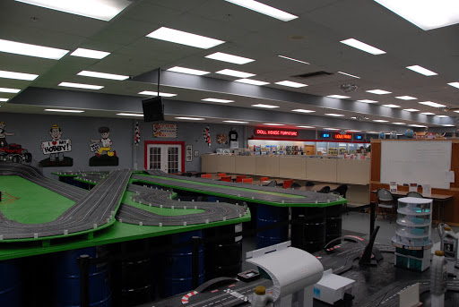 Hobby Store «Niagara Hobby & Craft Mart», reviews and photos, 3366 Union Rd, Cheektowaga, NY 14225, USA