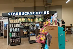 Starbucks in GIANT image