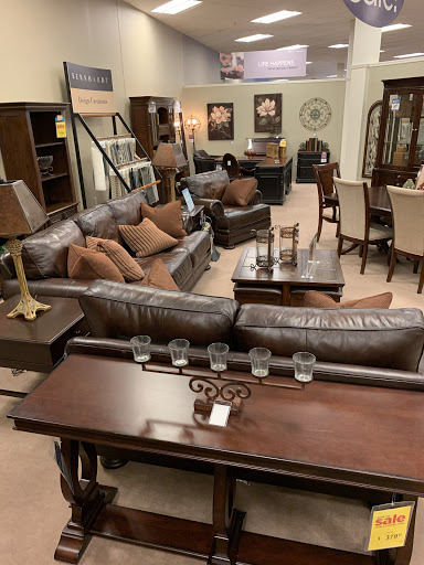 Furniture Store «Raymour & Flanigan Furniture and Mattress Store», reviews and photos, 3367 Brunswick Pike, Lawrenceville, NJ 08648, USA