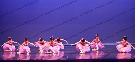 Dance School «Haiyan International Dance Academy - Bethany Studio», reviews and photos, 15160 NW Laidlaw Rd Suite 110, Portland, OR 97229, USA