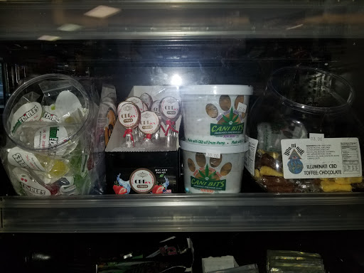 Tobacco Shop «Tobacco SuperStore», reviews and photos, 4071 Summer Ave, Memphis, TN 38122, USA