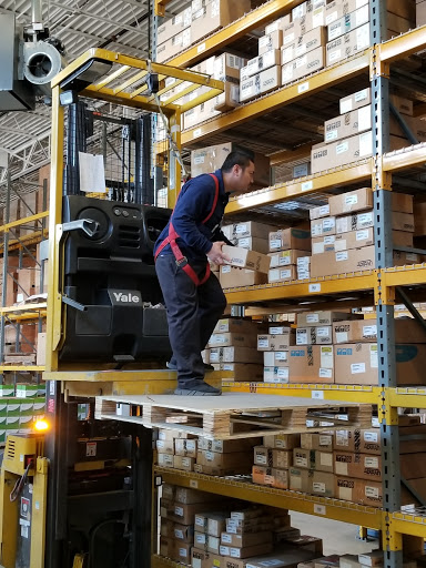 Courier Service «Excel Courier and Logistics», reviews and photos, 405 Glenn Dr #1, Sterling, VA 20164, USA