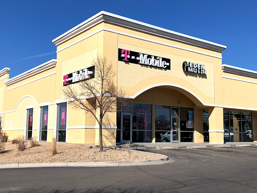 T-Mobile, 3235 23rd Ave, Evans, CO 80620, USA, 