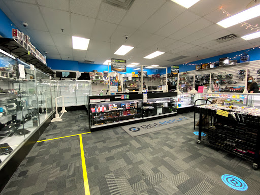 Video Game Store «Disc Replay Flint», reviews and photos, 3192 Linden Rd, Flint, MI 48507, USA