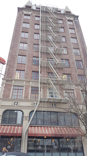 Park «Director Park», reviews and photos, 815 SW Park Ave, Portland, OR 97205, USA