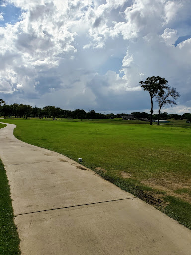 Golf Club «Grand Oaks», reviews and photos, 3502 Country Club Dr, Grand Prairie, TX 75052, USA